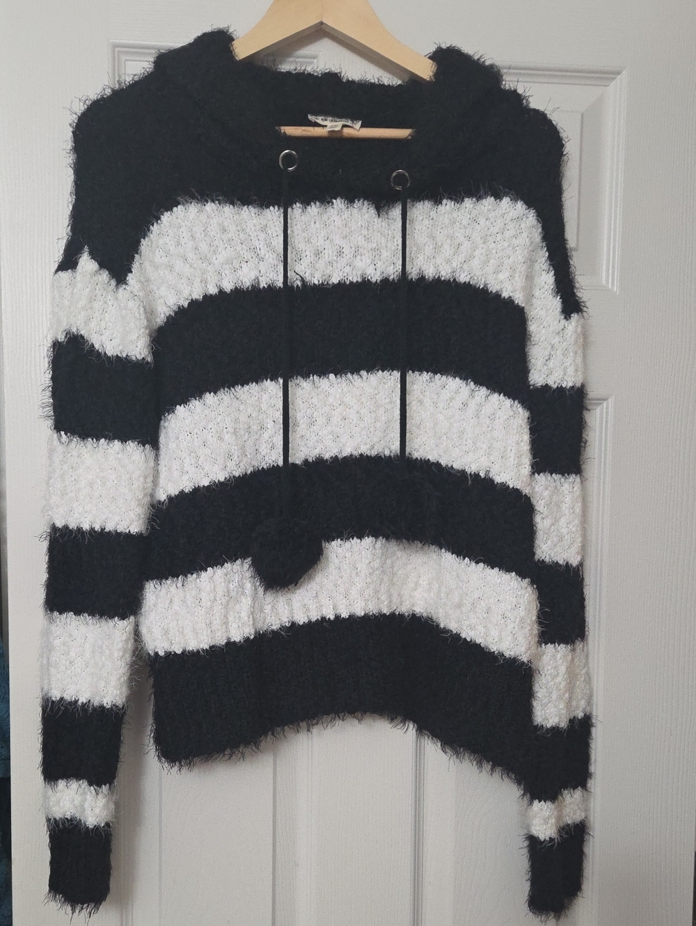 eesome Black and White Fuzzy Stripe Hoodie Sweater